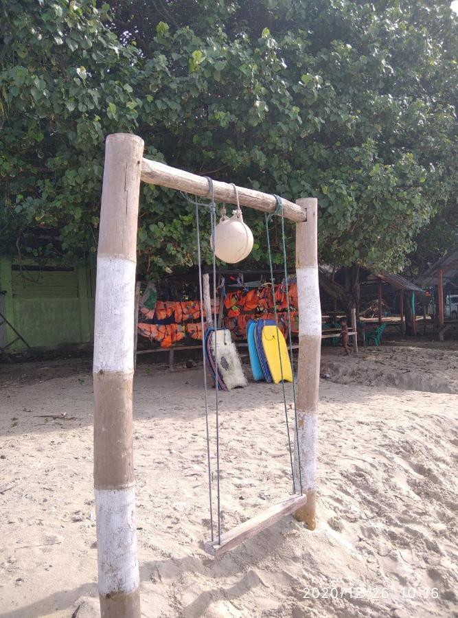 Pulau Weh Sabang Marifi Bed & Breakfast Paya Bagian luar foto